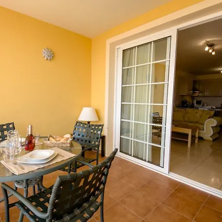 A From * 滨海帕尔姆